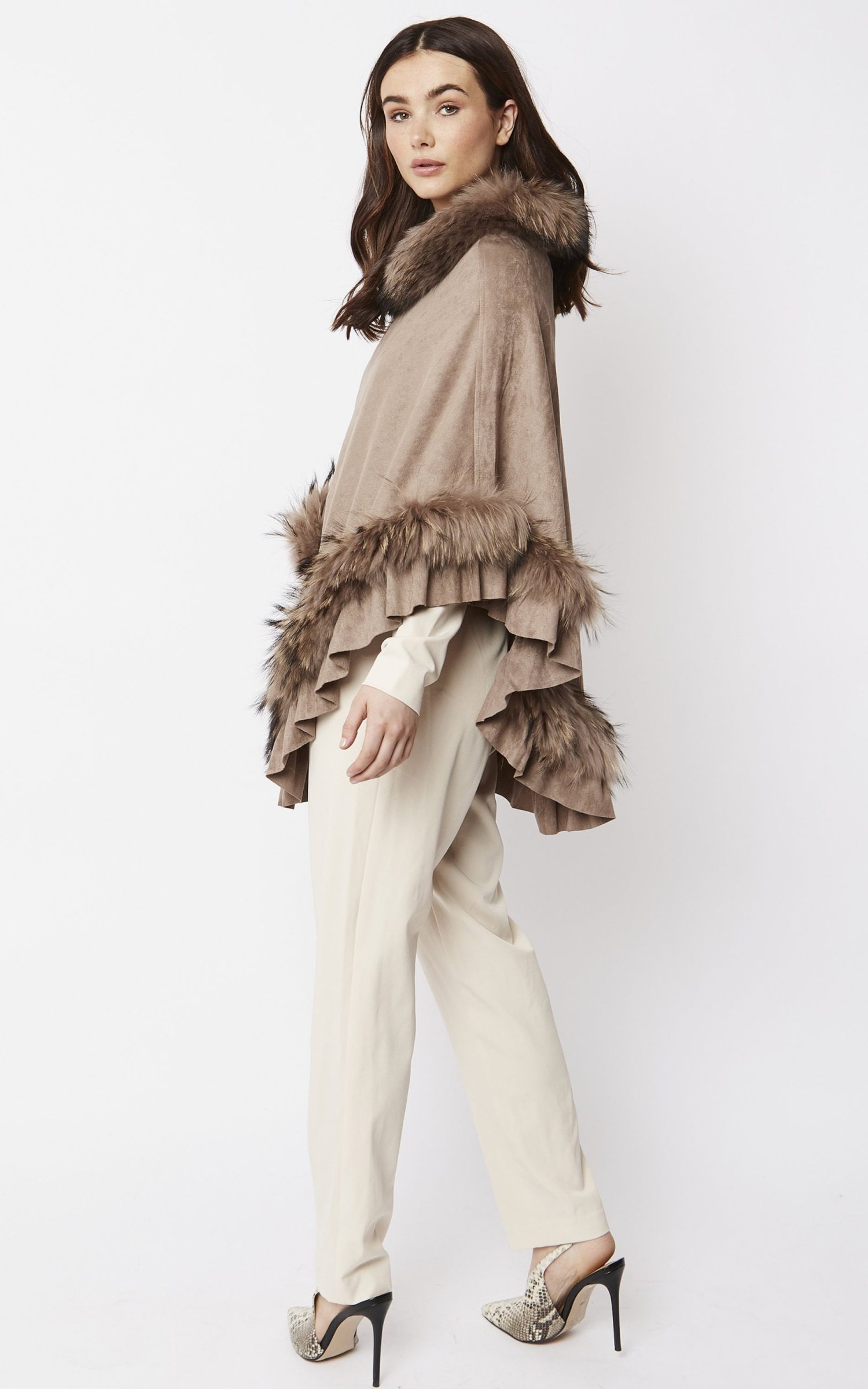 fox-fur-and-faux-suede-poncho-p57-23873_zoom