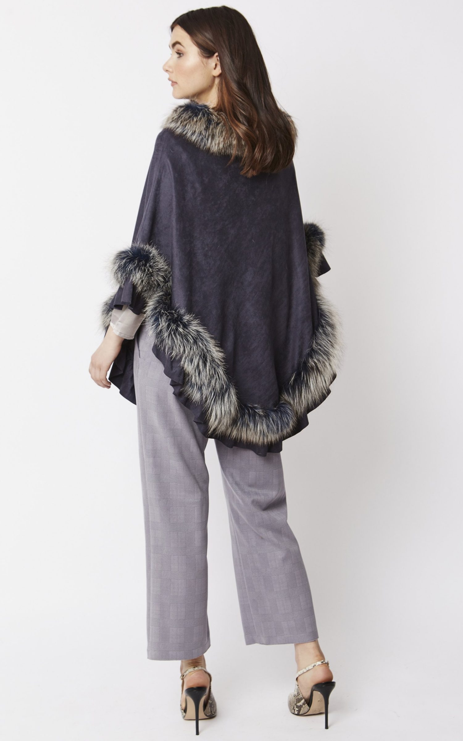 fox-fur-and-faux-suede-poncho-p679-23863_zoom